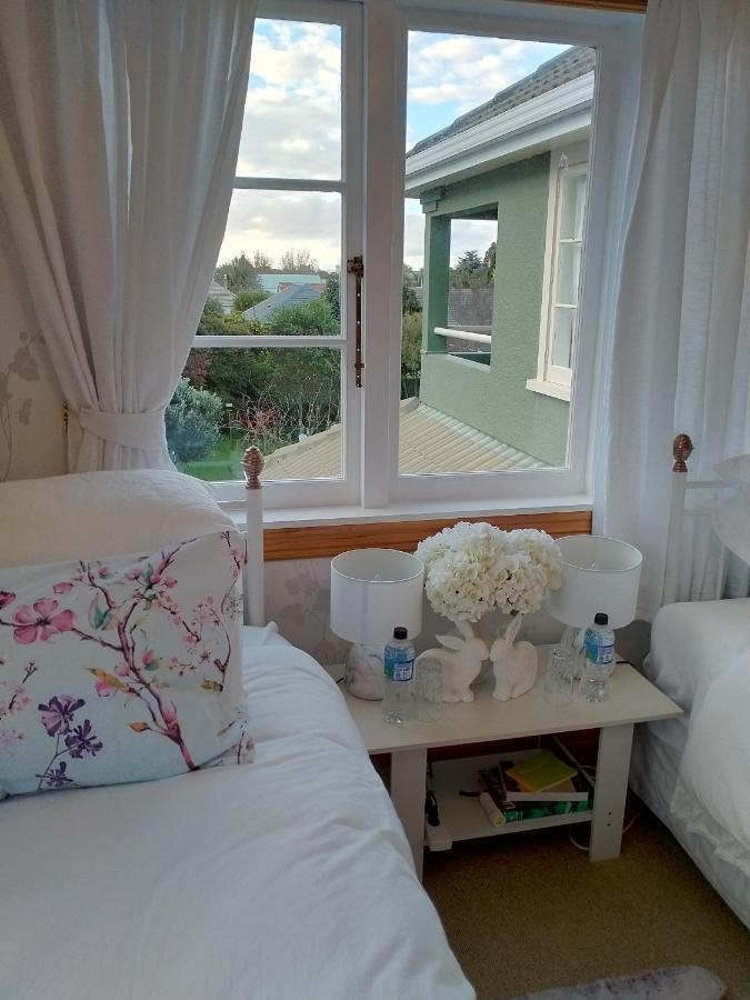 Amberly House Rotorua Panzió Kültér fotó